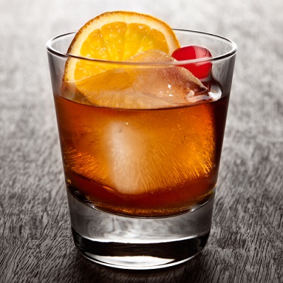 Add a splash of Canada Dry Club soda just before serving. | Photo by Michael Rumbin