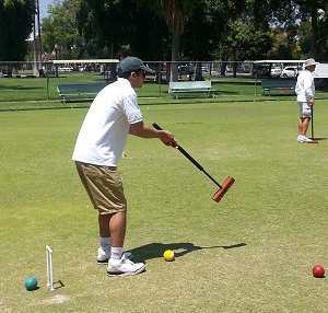Adel Kamal with a HORUS II. Note his Irish grip choked up about 2 inches on a 36 inch shaft. | Photo by Michael Rumbin