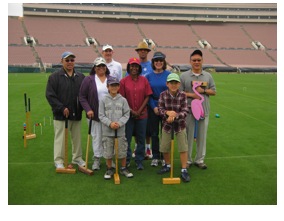 Pasadena Croquet Club President Eric Sawyer (in white) with the 2011 spring 9 Wicket Class. Jess and Rose Ann Waiters on the left